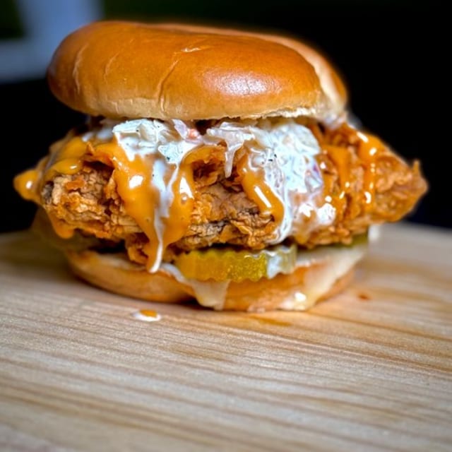 Crispy Chicken Burger.