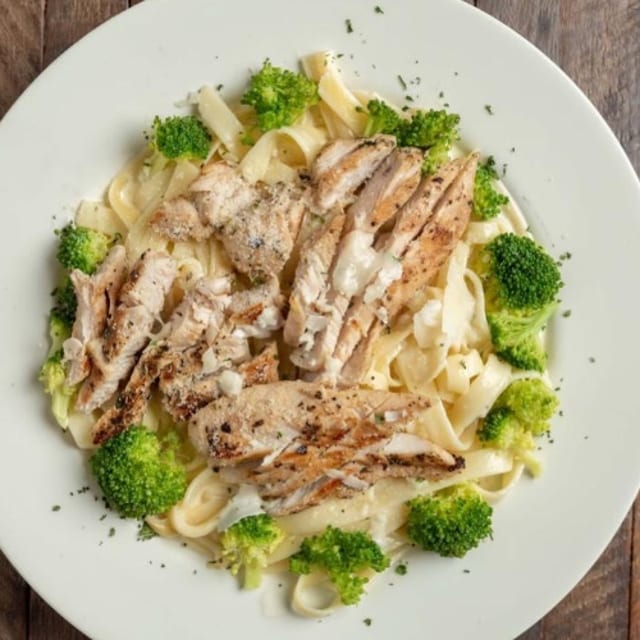 Fettuccine Alfredo.
