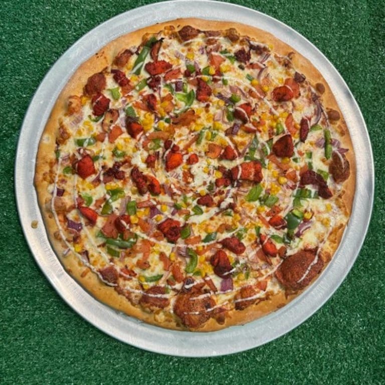 Savor Our Hawaiian Pizza