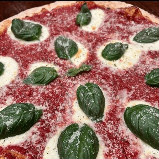Margarita Pizza.